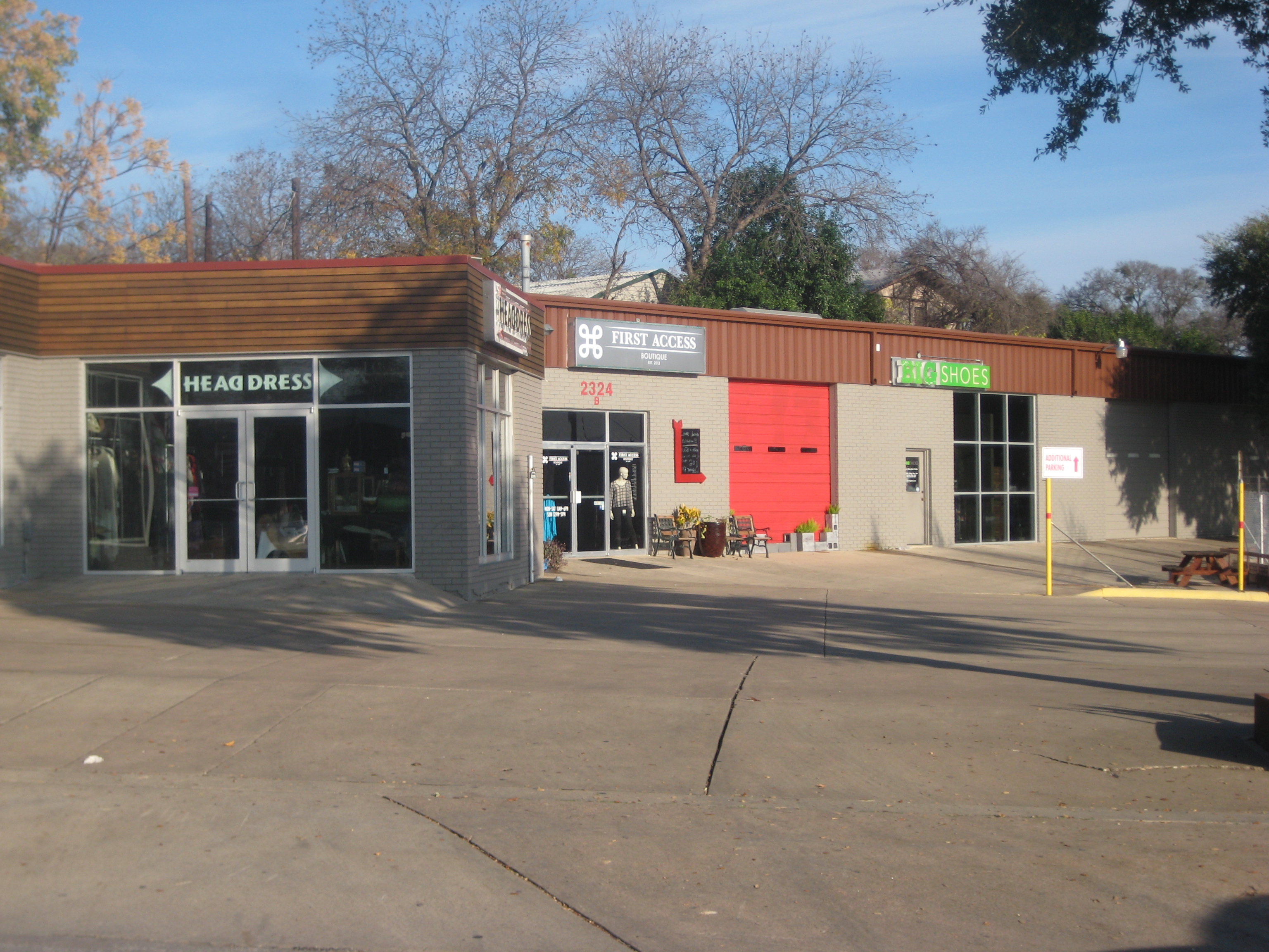 2324 South Lamar · 2324 S. Lamar Bldg 2